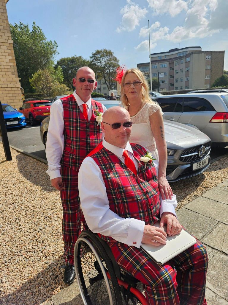 Daniel with his brother Paul and sister Donna